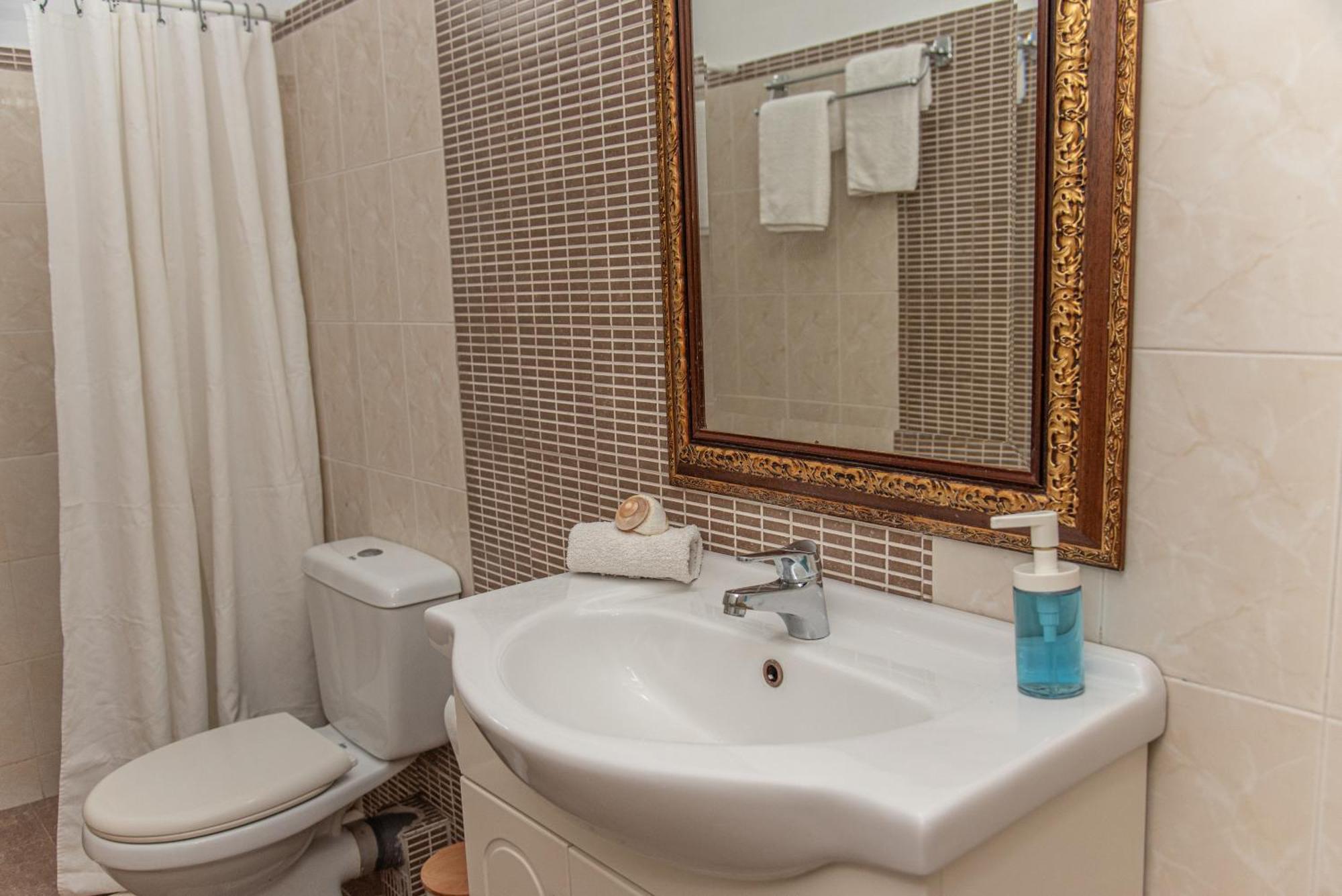 Theashomly 2 Appartement