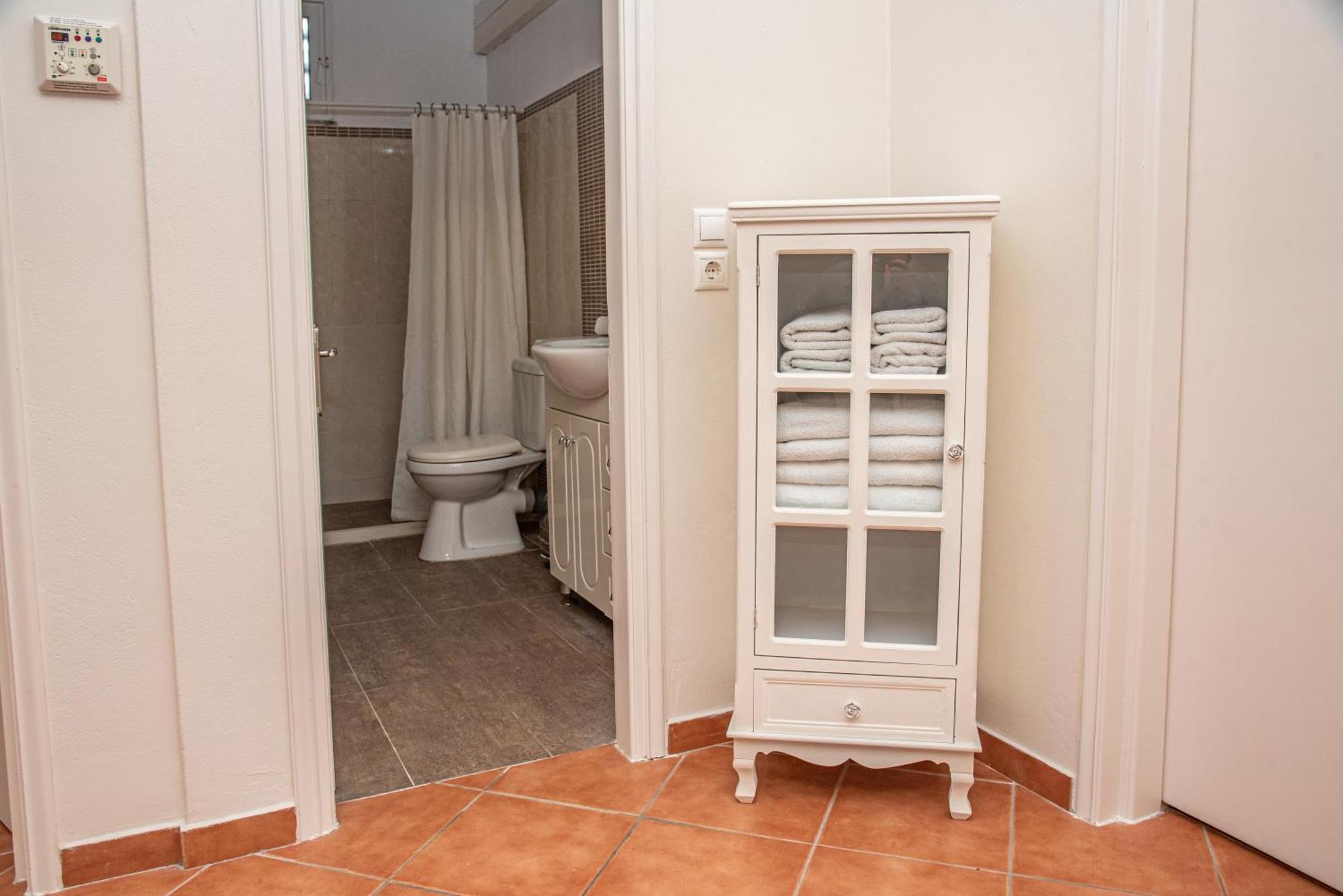 Appartement Theashomly 2 *